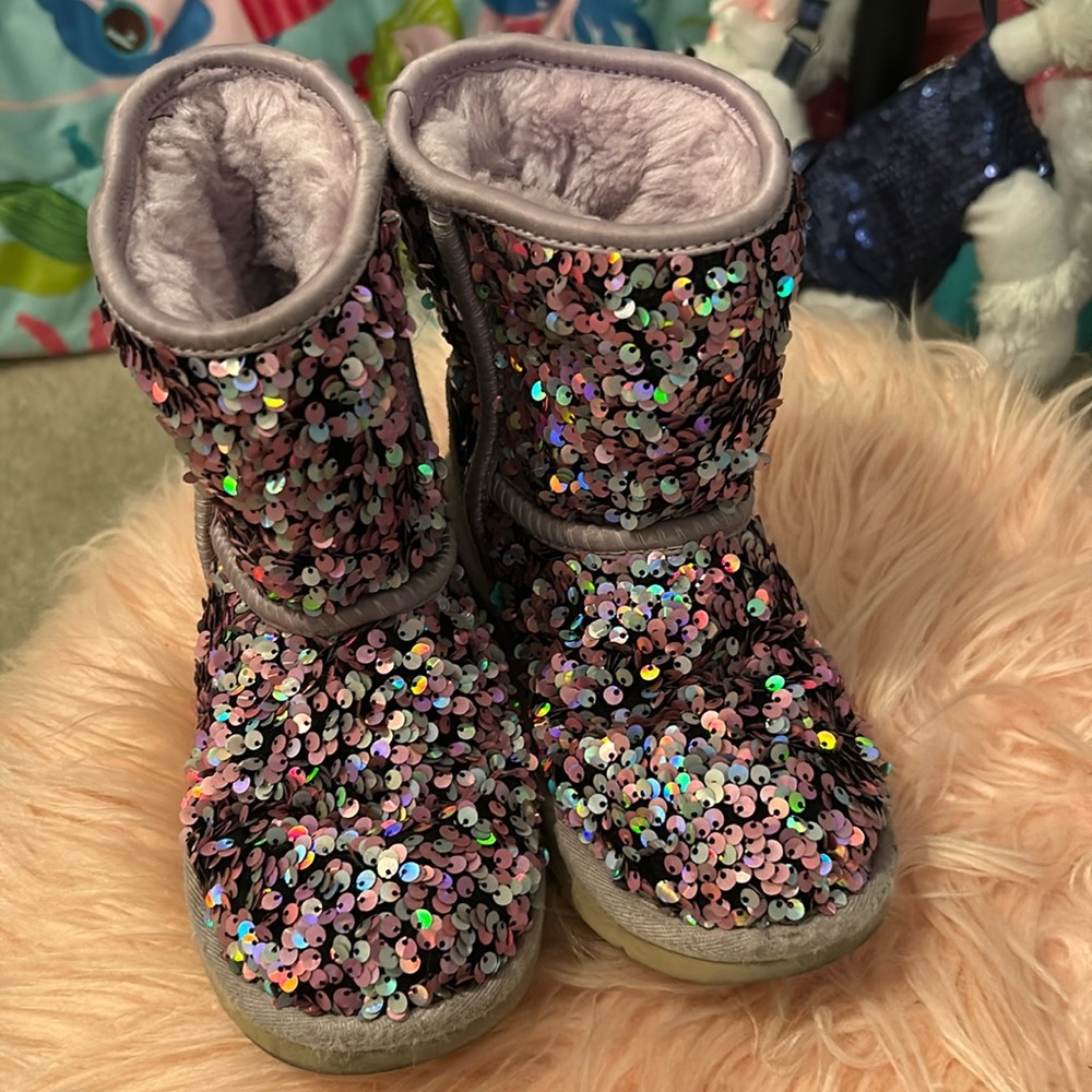Purple Glitter Adorable Uggs Girls Size 1